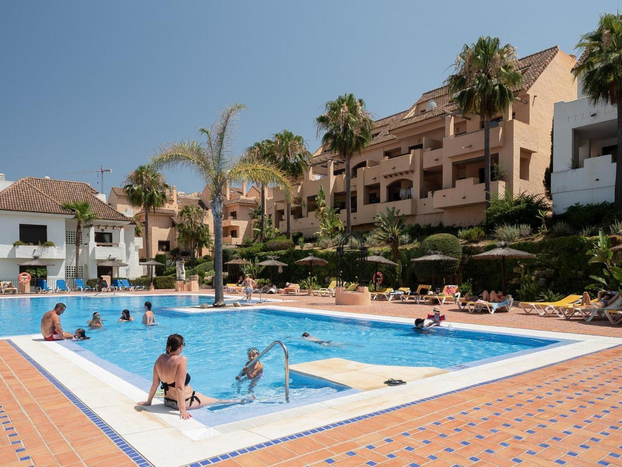 Duquesa Village Property Manilva Exterior photo